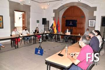 Héctor Suárez deja la Alcaldía de Telde en un Pleno sin intervención de la oposición/Francisco Javier Santana.